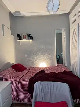 Snapshot of lacattiva chatting on December 16, 2025, 9:08 pm lacattiva online show from December 16, 2025, 9:08 pm