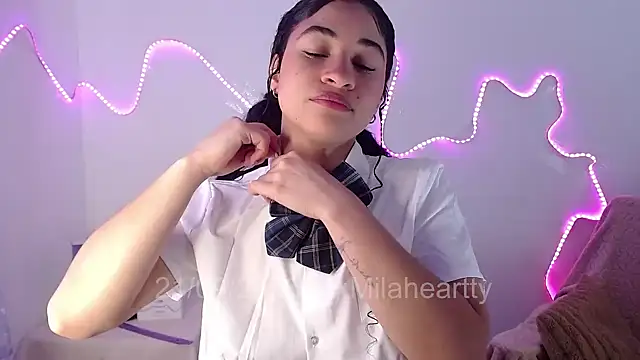 Snapshot of heartty_Milah chatting on September 21, 2025, 5:51 pm heartty Milah online show from September 21, 2025, 5:51 pm