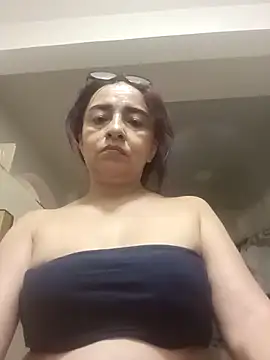 tany90 online show from June 4, 2026, 3:49 pm