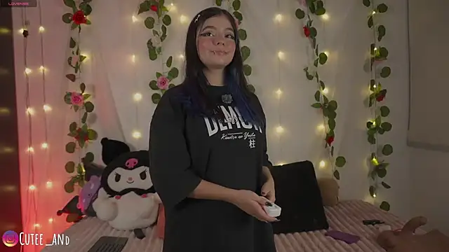 cutee andrea online show from July 9, 2026, 3:51 am