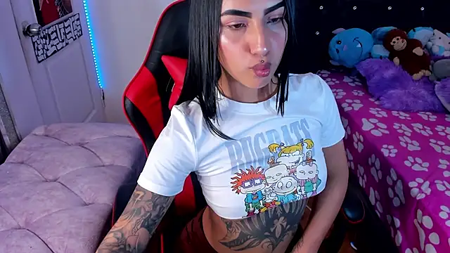 Samanthademonx20  online show from July 15, 2026, 7:32 pm