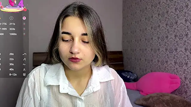 MaydaFarran online show from October 1, 2025, 10:46 pm