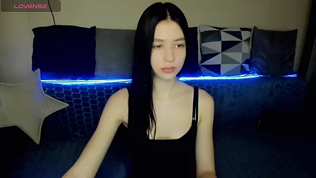 SelinLi online show from January 7, 2026, 8:19 am