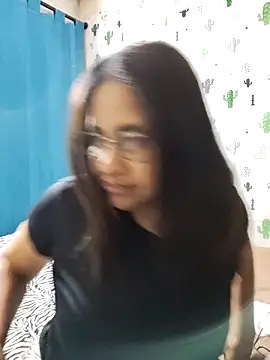 Snapshot of Avannay chatting on October 2, 2025, 11:52 pm Avannay online show from October 2, 2025, 11:52 pm