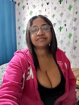 Snapshot of Avannay chatting on October 8, 2025, 12:56 am Avannay online show from October 8, 2025, 12:56 am