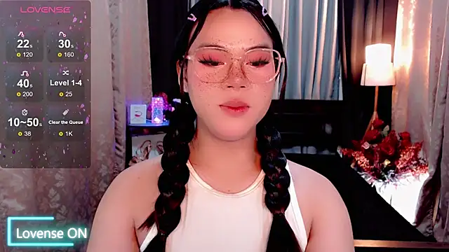 Snapshot of IamRaeganDolls69 chatting on September 15, 2025, 12:22 am IamRaeganDolls69 online show from September 15, 2025, 12:22 am