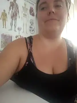 sasihasi98 online show from July 18, 2026, 9:51 am