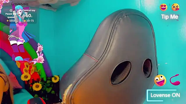 Britany montiel online show from November 11, 2025, 7:08 pm