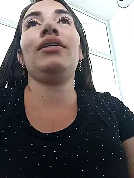 xxx Alice  online show from October 26, 2025, 3:56 pm