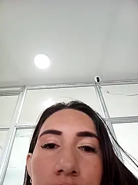 xxx Alice  online show from October 13, 2025, 11:56 am