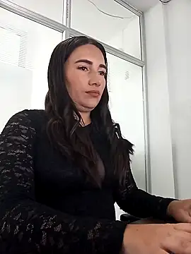 xxx Alice  online show from October 12, 2025, 12:06 pm