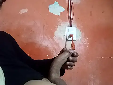 Hay-Viene-El-Huyy online show from September 14, 2025, 2:23 am