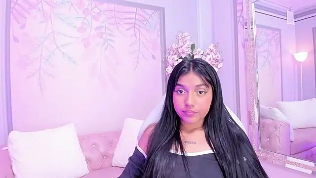 Jessgarcia  online show from October 18, 2025, 5:42 am