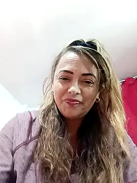 Snapshot of Lady_16 chatting on February 18, 2026, 12:41 am Lady 16 online show from February 18, 2026, 12:41 am