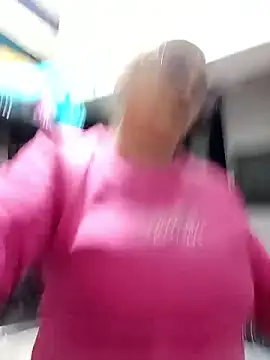 Snapshot of Lady_16 chatting on January 18, 2026, 11:52 pm Lady 16 online show from January 18, 2026, 11:52 pm