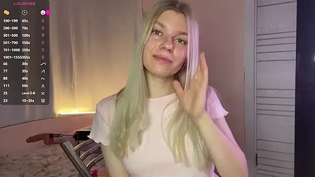 MaryjaneSpider online show from November 28, 2025, 7:14 pm