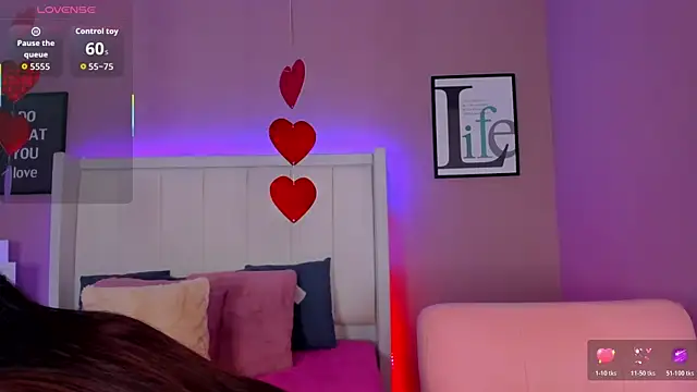 Snapshot of sarahyessica chatting on April 24, 2026, 5:20 am sarahyessica online show from April 24, 2026, 5:20 am