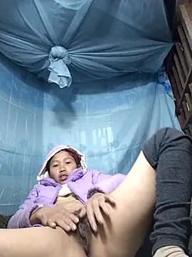 PhamPm70 online show from November 29, 2025, 11:27 pm