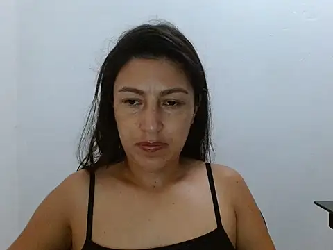 SarahFriendly online show from June 14, 2026, 1:56 pm