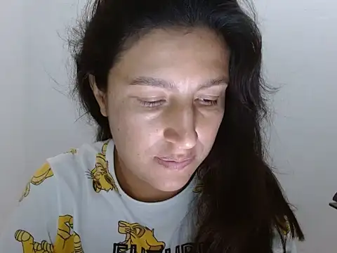 SarahFriendly online show from July 28, 2026, 1:46 am