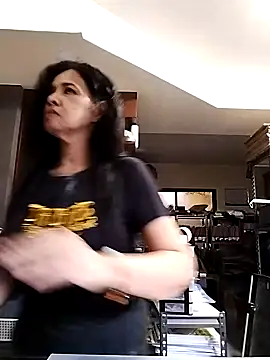 Prettysweetmum online show from September 10, 2025, 12:42 am