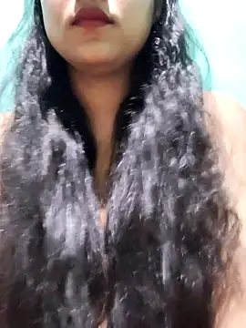 Snapshot of SugarWithSpice chatting on April 10, 2026, 8:10 am SugarWithSpice online show from April 10, 2026, 8:10 am