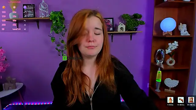 nika-still online show from April 3, 2026, 4:13 pm