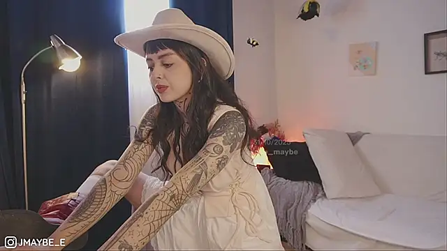 janne maybe online show from October 31, 2025, 3:30 pm