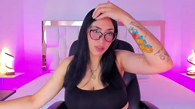 Camille Juicy online show from September 12, 2025, 12:38 pm