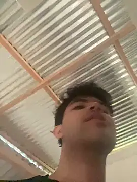 Axel-Mejia online show from February 15, 2026, 7:13 pm