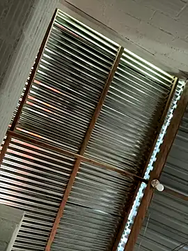 Axel-Mejia online show from November 26, 2025, 7:58 pm