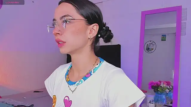 Aryane art  online show from January 6, 2026, 10:14 pm