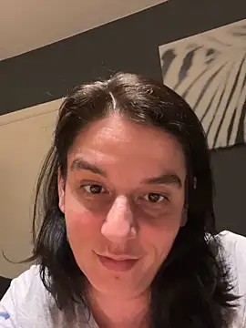 hottyFcup online show from April 3, 2026, 7:31 pm