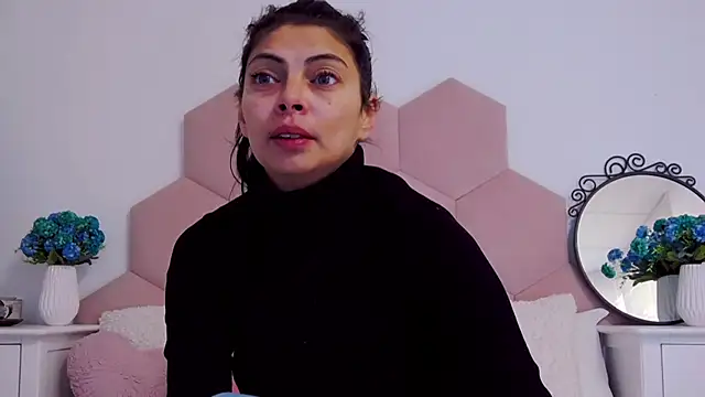 LadyLiia online show from January 7, 2025, 4:50 am