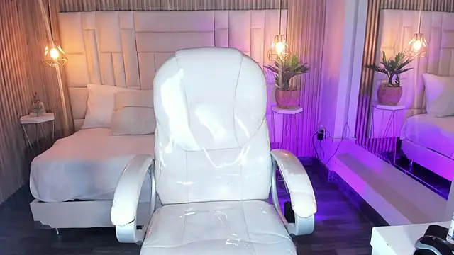 DulceGreem online show from September 16, 2025, 11:22 am