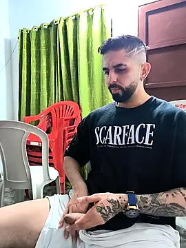 giannis090 online show from February 6, 2026, 3:35 am