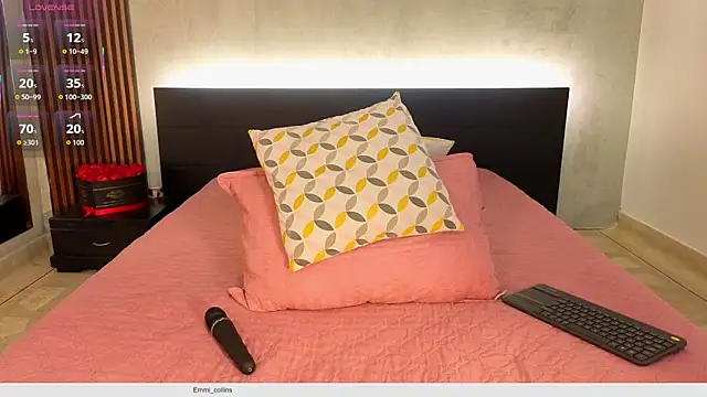 emmi collinss online show from July 22, 2026, 7:49 pm