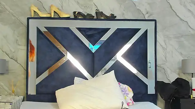 VanessaHard as online show from February 17, 2026, 7:55 pm