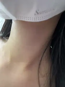 ni ni01 online show from December 16, 2025, 4:22 pm