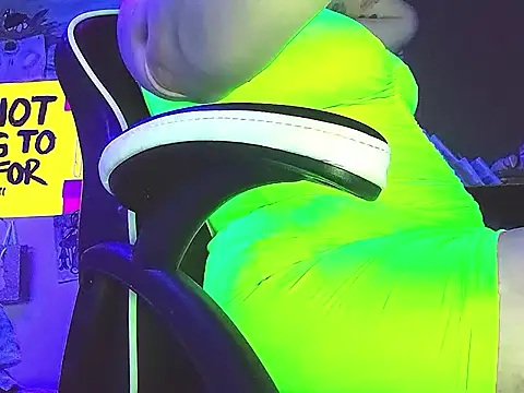 LilStrange4LilChange online show from April 13, 2026, 9:13 am