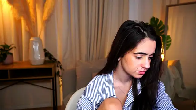 miilky wayy online show from November 21, 2025, 11:20 am