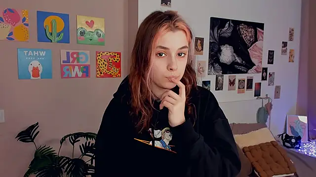 VedaSchulz online show from March 3, 2026, 7:32 pm