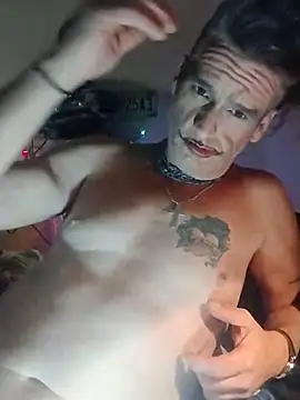 Snapshot of Sissywet chatting on April 15, 2026, 9:59 am Sissywet online show from April 15, 2026, 9:59 am