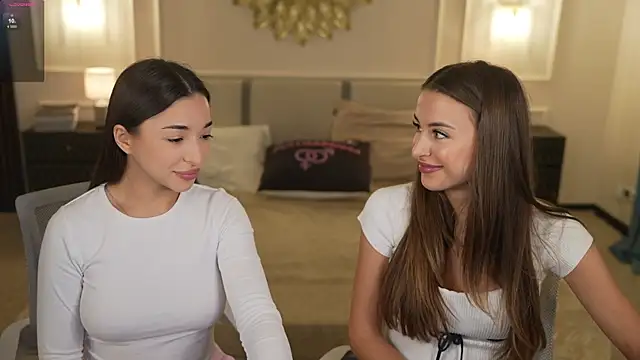 Luna secretgirl online show from November 11, 2025, 8:31 am