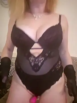 TinaLizxh online show from March 1, 2026, 7:47 pm