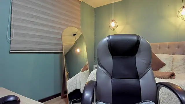 Miss Cataleya   online show from February 28, 2026, 11:21 am