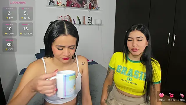 marianaandvalen online show from November 13, 2025, 11:14 am