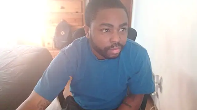 Snapshot of Breadwinnah chatting on October 11, 2025, 3:13 pm Breadwinnah online show from October 11, 2025, 3:13 pm