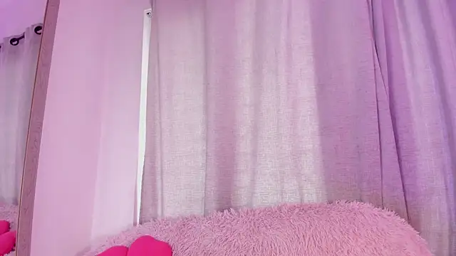 ameliiaa smith online show from December 3, 2025, 7:57 pm