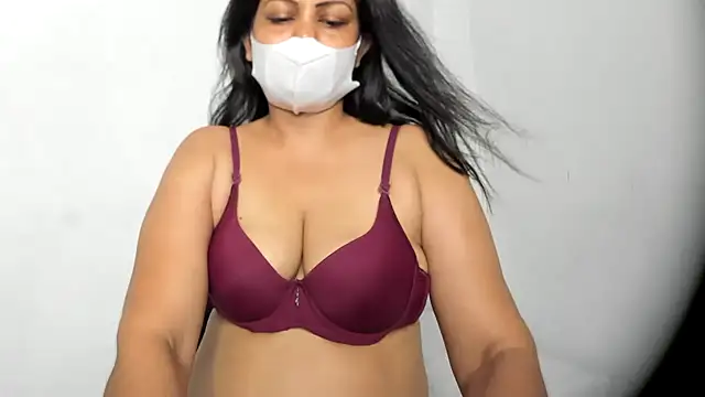 Crazy Cat1995 online show from March 29, 2026, 11:12 am